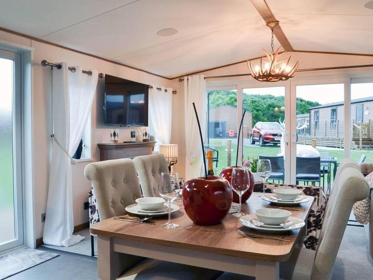 Luxury Boutique Style Lodge With Hot Tub Bridlington Ngoại thất bức ảnh