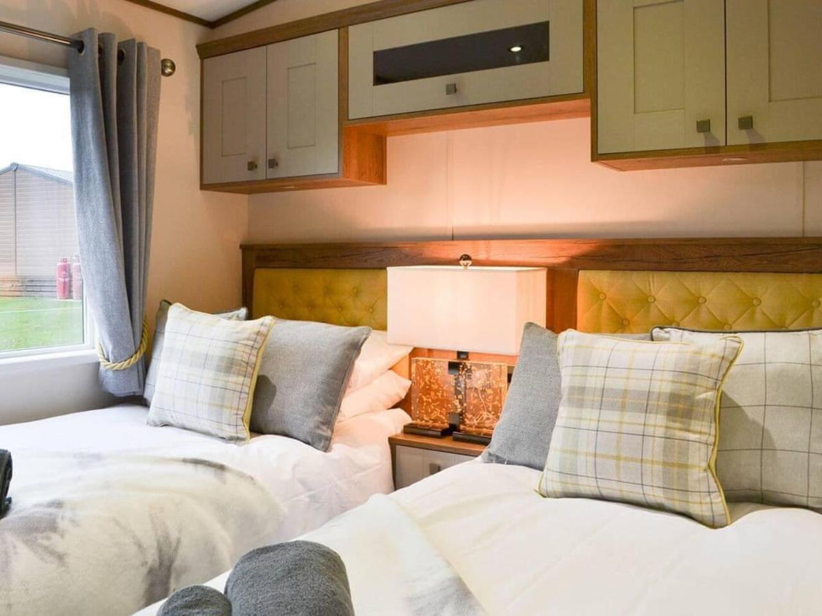 Luxury Boutique Style Lodge With Hot Tub Bridlington Ngoại thất bức ảnh