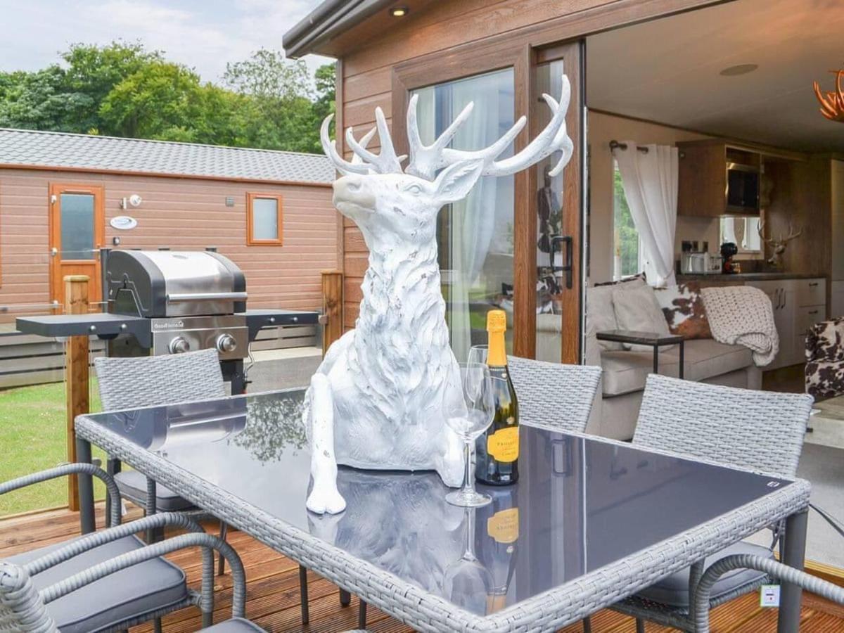 Luxury Boutique Style Lodge With Hot Tub Bridlington Ngoại thất bức ảnh